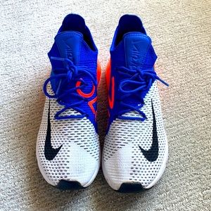 Nike Air Max 270 Flyknit